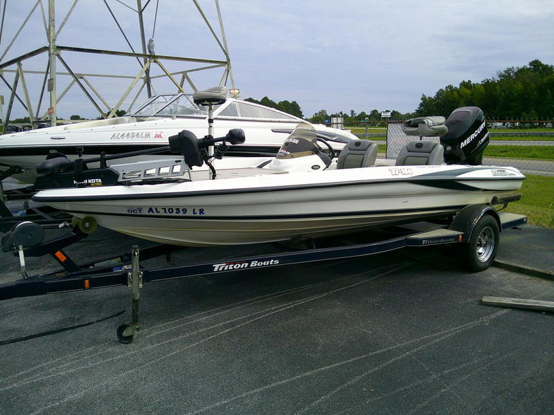 2007 Triton Tr186