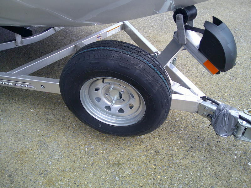 2026 Xpress Boats H17C Crappie